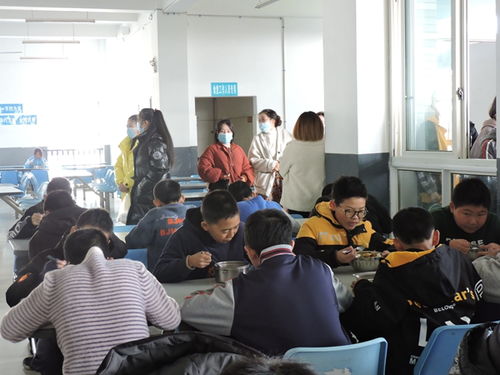 什邡师古初中食堂开放日 家校合力搭建透明桥梁，稳步推进食堂规范化建设